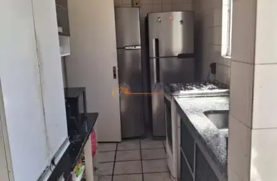 Apto 3 dormitorios sendo uma suite no cond di florenza