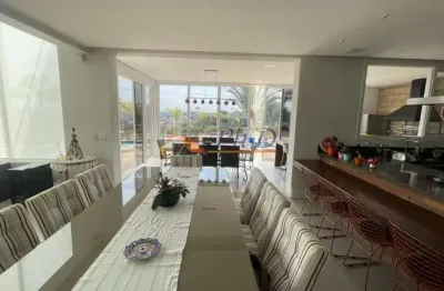 Belissima casa a venda no condominio portal da colina