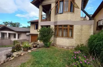 Casa com 3 quartos à venda no Centro, Viamão 