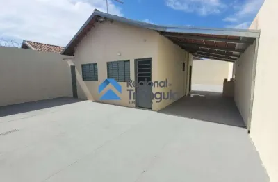 Casa com 2 quartos à venda no Jardim Copacabana, Uberaba 