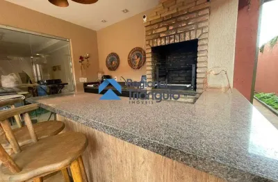 Casa com 4 quartos para alugar no Olinda, Uberaba 