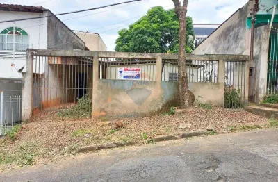 Lote semi-plano de 267m², no ideal em ipatinga, mg. - com casa para demolição