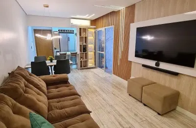 Lindo apt térreo em condomínio com bosque privativo.