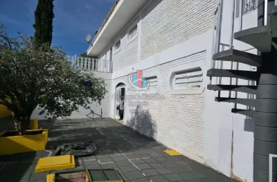 Valor venda r$ 1.200,000,00  valor aluguel r$ 8.000,00 casa em ribeirao preto 820,00m2 terreno. excelente  bairro, proximo ao estadio do botafogo!!!!