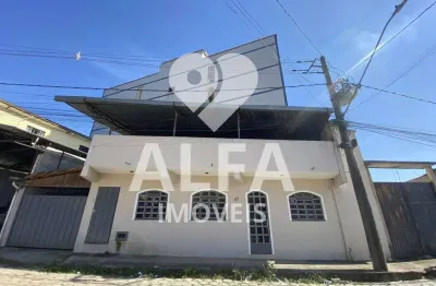 Casa  à venda no bairro floresta, com 2 quartos , sendo uma suíte