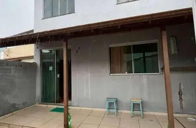 Oportunidade no bairro floresta – casa com estrutura para ampliação!