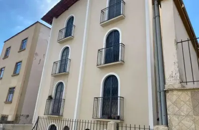 Apartamento à venda com 2 quartos no bairro são geraldo- localização estratégica!