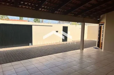 Casa com 3 quartos para alugar na cidade jardim, uberlândia  por r$ 4.400