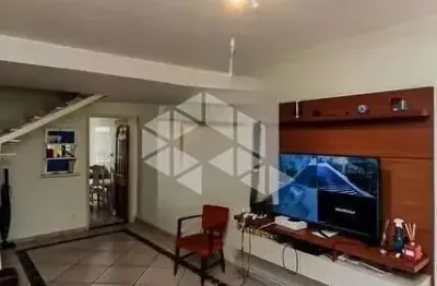 Casa em santana com 3 dormitórios e 1 vaga de garagem.