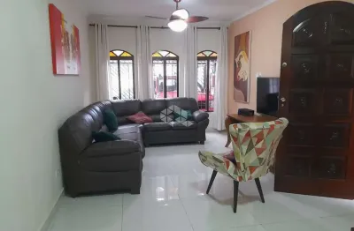 Sobrado na vila mazzei com 3 dormitórios e 2 vagas de garagem.