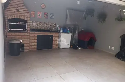 Sobrado  pronto com 3 dormitórios à venda, 156 metros e 4 vagas - Santa Terezinha, São Paulo/SP