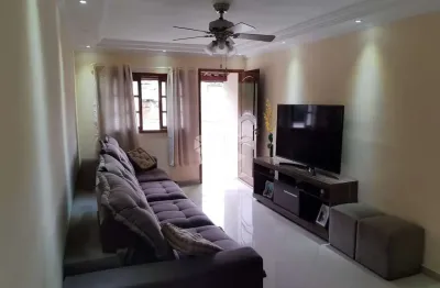 Sobrado com 2 dormitórios e 3 vagas na vila dionísia - condomínio com piscina e excelente localização