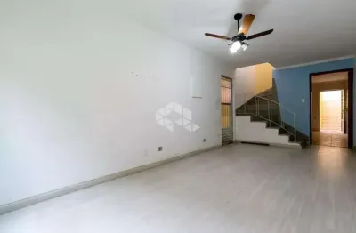 Sobrado à venda na parada inglesa, são paulo com 2 dormitórios e 1 vaga.