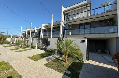 Maravilhoso sobrados modernos de frente para a rua pronto para morar