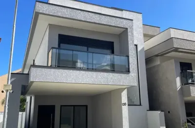 Bairro alto sobrado em condomínio clube segurança tranquilidade e fácil acesso ao centro