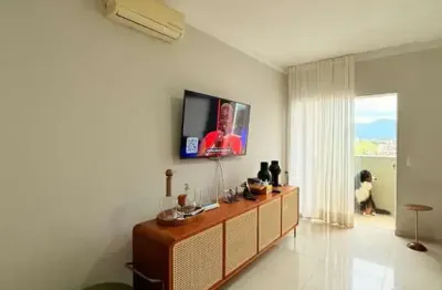 Cobertura com 3 suítes e ampla área gourmet no centro de ubatuba