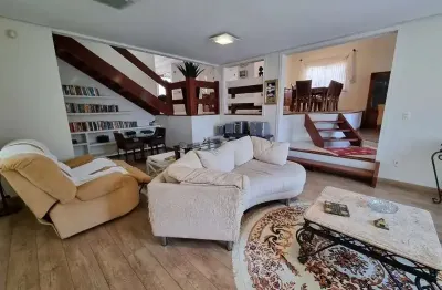 Casa com 4 quartos à venda na rua laélia purpurata, 96, joão paulo, florianópolis por r$ 2.470.000