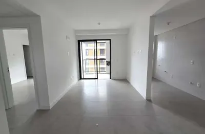 Apartamento com 2 quartos à venda na rua ângelo la porta, 158, centro, florianópolis, 69 m2 por r$ 1.390.000