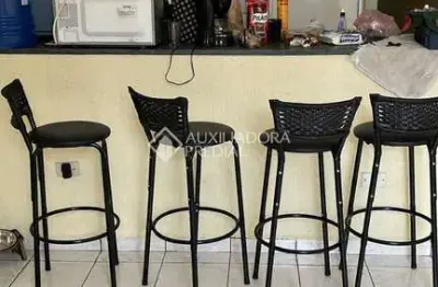 Casa com 2 quartos à venda na rua ubirajara, 205, balneário tupy, itanhaém, 58 m2 por r$ 400.000