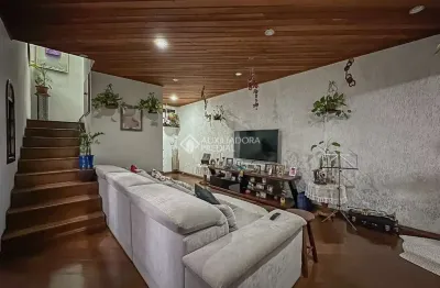 Casa em condomínio fechado com 3 quartos à venda na rua aguapeí, 155, santa maria, santo andré, 425 m2 por r$ 1.170.000
