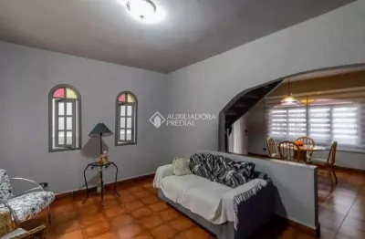 Casa com 3 quartos à venda na rua ribeirão bonito, 303, vila moinho velho, são paulo, 300 m2 por r$ 744.000
