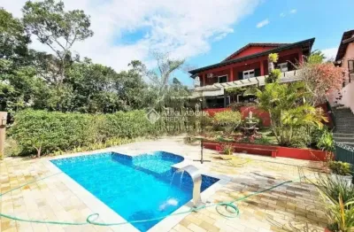 Casa em condomínio fechado com 5 quartos à venda na rua da lagoa, 50, chácara santa lúcia dos ypes, carapicuíba, 670 m2 por r$ 1.802.000