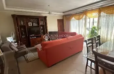 Casa com 4 quartos à venda na rua sete de setembro, 300, rudge ramos, são bernardo do campo, 257 m2 por r$ 1.300.000