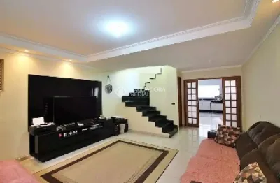 Casa com 6 quartos à venda na antônio miolaro, 132, santa terezinha, são bernardo do campo, 350 m2 por r$ 800.000