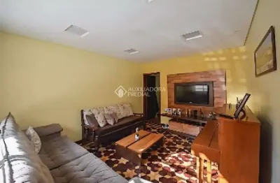 Casa com 3 quartos à venda na rua clóvis bevilácqua, 62, jordanópolis, são bernardo do campo, 208 m2 por r$ 850.000