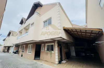 Sobrado para Venda em Curitiba, Guaíra, 4 dormitórios, 1 suíte, 3 banheiros, 2 vagas