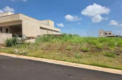 Terreno à venda no Residencial Riviera Village, Cravinhos 