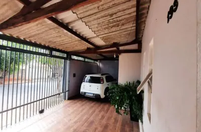 Casa para Venda em Araçatuba, UMUARAMA, 3 dormitórios, 1 banheiro, 2 vagas