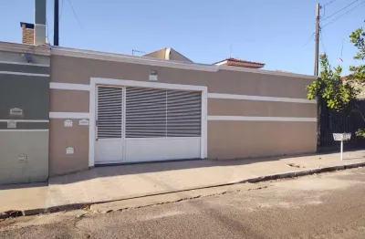 Casa para venda em araçatuba, presidente, 3 dormitórios, 2 suítes, 3 banheiros, 3 vagas
