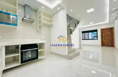 Vende casa nova na chácara klabin  4 dormitórios sendo 3 suítes  com armários e ar condicionado  2 vagas churrasqueira  próximo metrô .