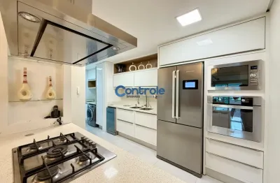 Apartamento com 04 dormitórios, sendo 01 suíte e 01 vaga no kobrasol.