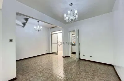 Casa com 3 quartos para alugar na Rua Rodrigues Guião, 115, Pinheiros, São Paulo