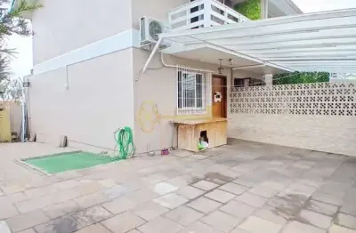 Sobrado à venda no bairro são virgílio - caxias do sul/rs