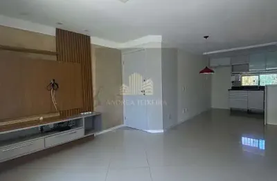 Apartamento com 3 quartos para alugar na Rua Felicia Cardoso dos Santos, Buraquinho, Lauro de Freitas