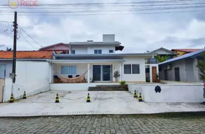 Casa com 3 quartos à venda na Rua Nabor Pires, 85, Centro, Barra Velha
