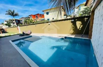 Casa triplex a venda em condomínio fechado a 300 metros da praia rasa!
