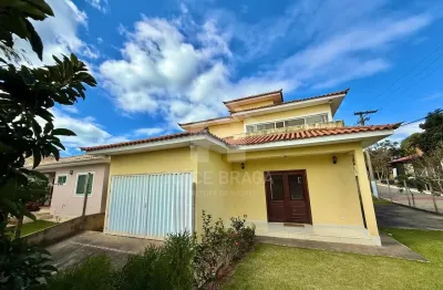 Casa à venda em condomínio 3 dormitórios rasa, armação dosbúzios