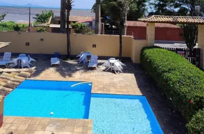 Casa para locação anual  – praia rasa, próximo ao mercado do pescador