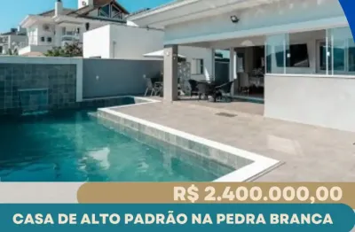 Maravilhosa casa de alto padrão na pedra branca – porteira fechada!