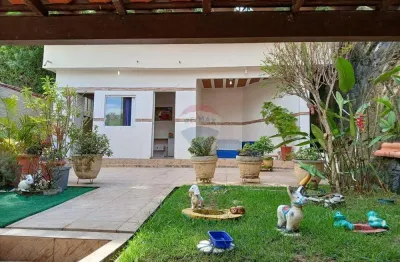 Casa com 4 quartos à venda na Rua Guaranésia, 224, Vila Valqueire, Rio de Janeiro