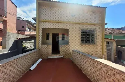 Casa com 3 quartos à venda na Rua Nuaçu, 501, Honório Gurgel, Rio de Janeiro
