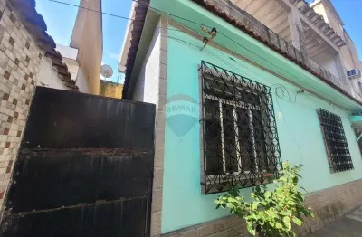 Casa á venda com   62m² e 2 quartos  em bento ribeiro - rio de janeiro