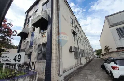 Apartamento 2 quartos com armários planejados e garagem para locação