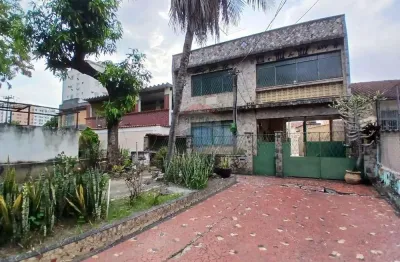 Casa com 5 quartos, 251m², à venda em campinho, rio de janeiro .