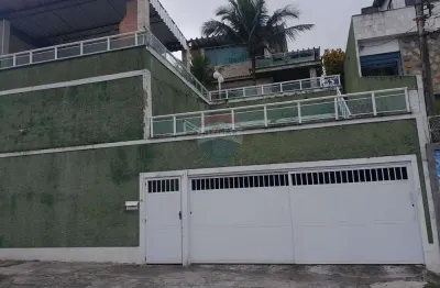 Casa com 7 quartos, 486 m² e piscina no pechincha, rio de janeiro.