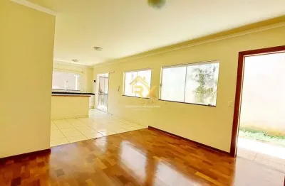 Casa com 3 quartos à venda no Parque Primavera, Poços de Caldas 
